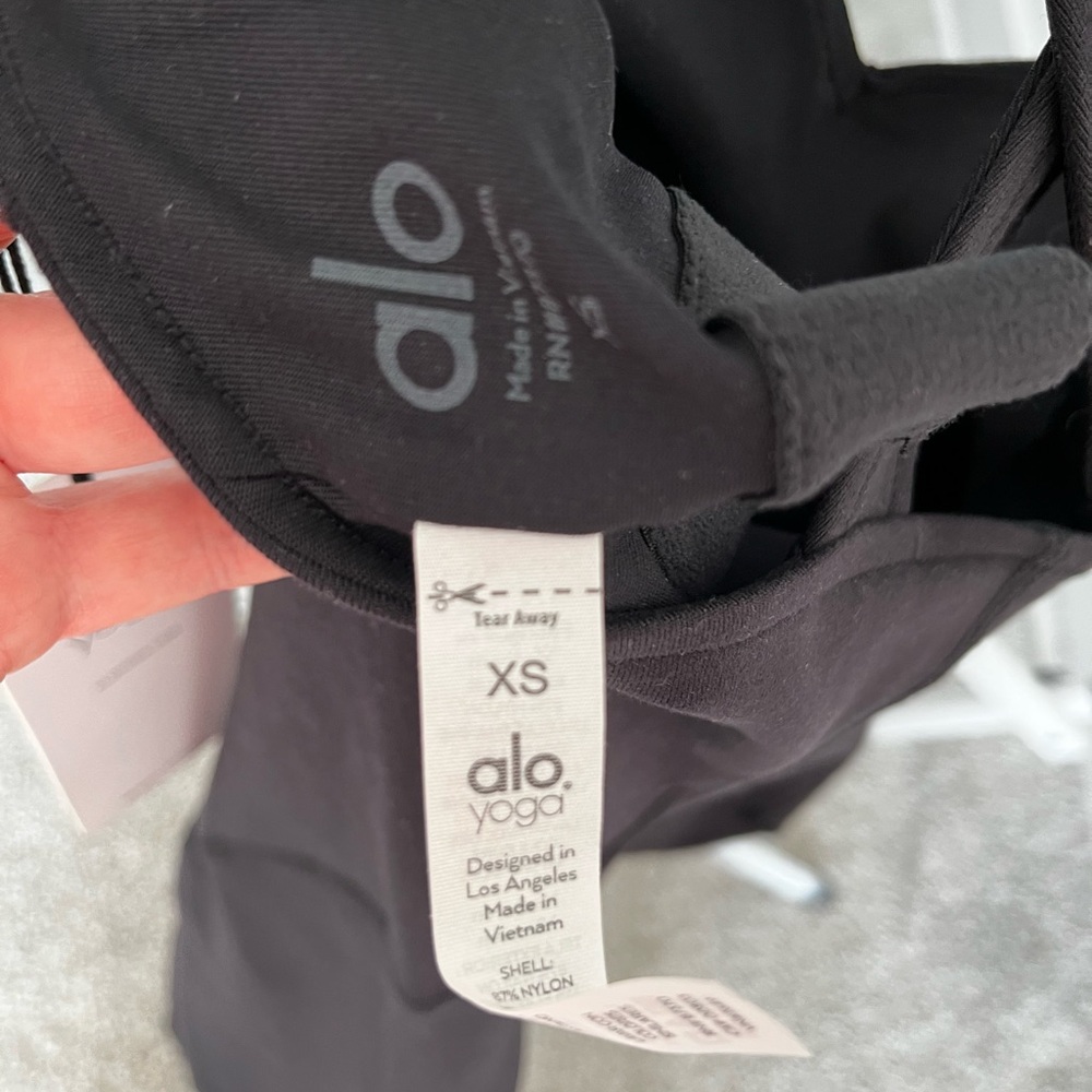 ALO Yoga Airbrush real onesie - Picture 8 of 8